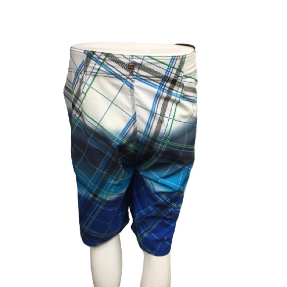 Quiksilver Men's Blue Shorts - Picture 2 of 11